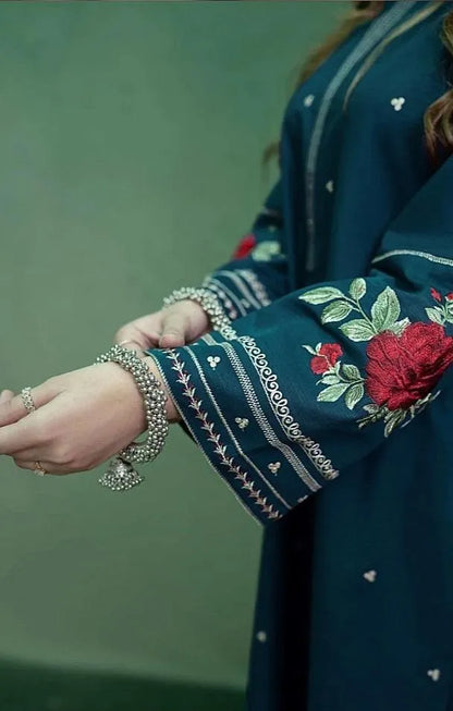 Unstitched 3-Piece Dhanak Suit Blue Embroidered Dupatta